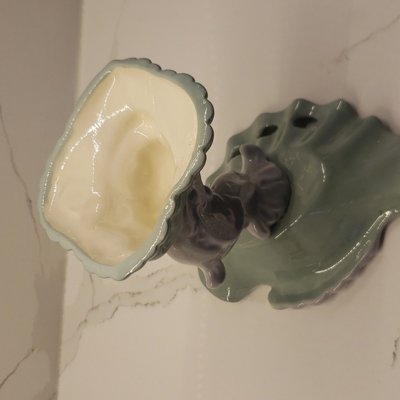 𝅺vintage ceramic soap dish dolphin pedestal green blue 7" x 7" - Picture 6 of 8